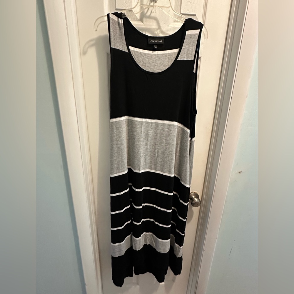Women’s dress
